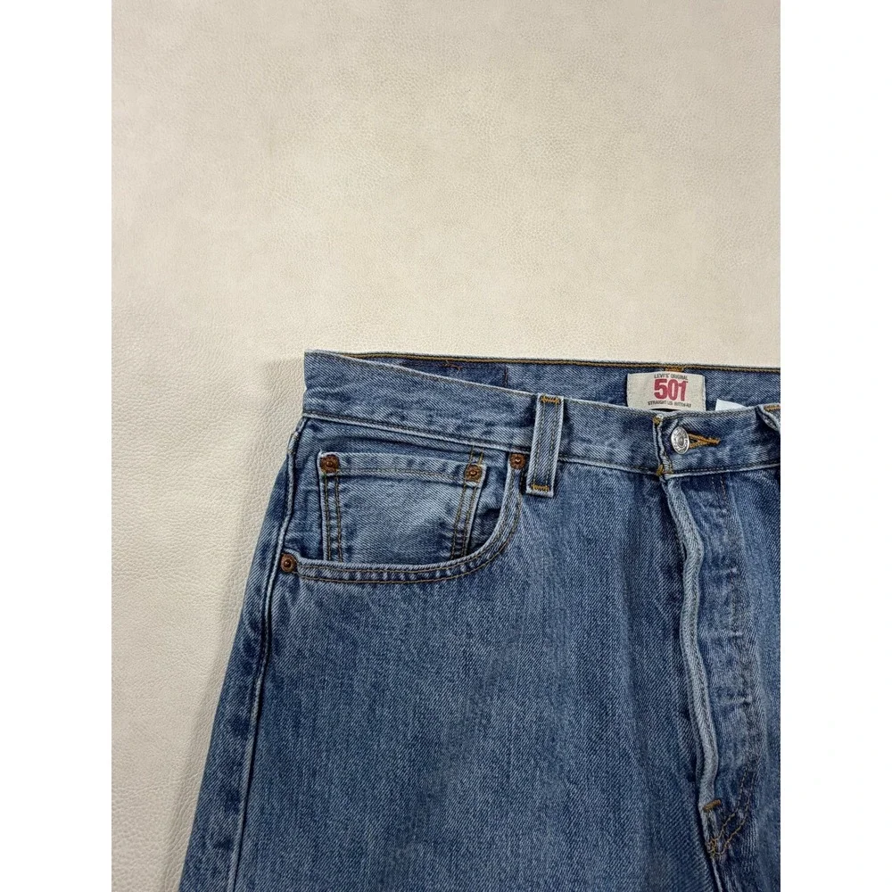Levis 501 Original Straight Leg Jeans Medium Wash Blue Cotton W34 L32 Mens